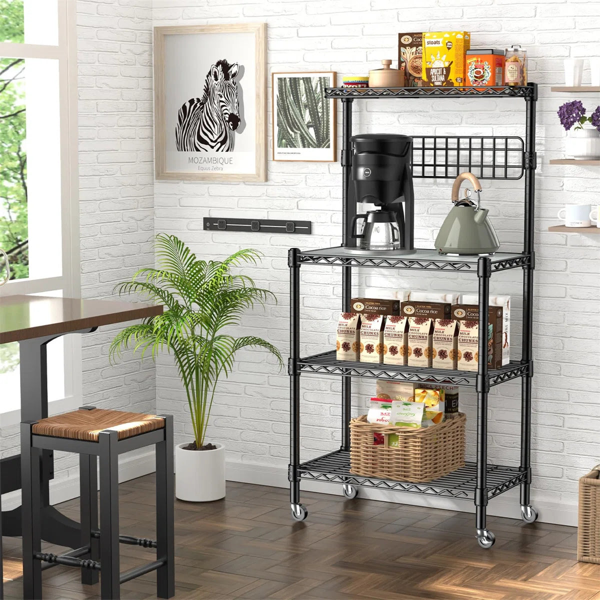 Kitchen Racks: Microwave-compatible standard 30-inch metal baker's rack
