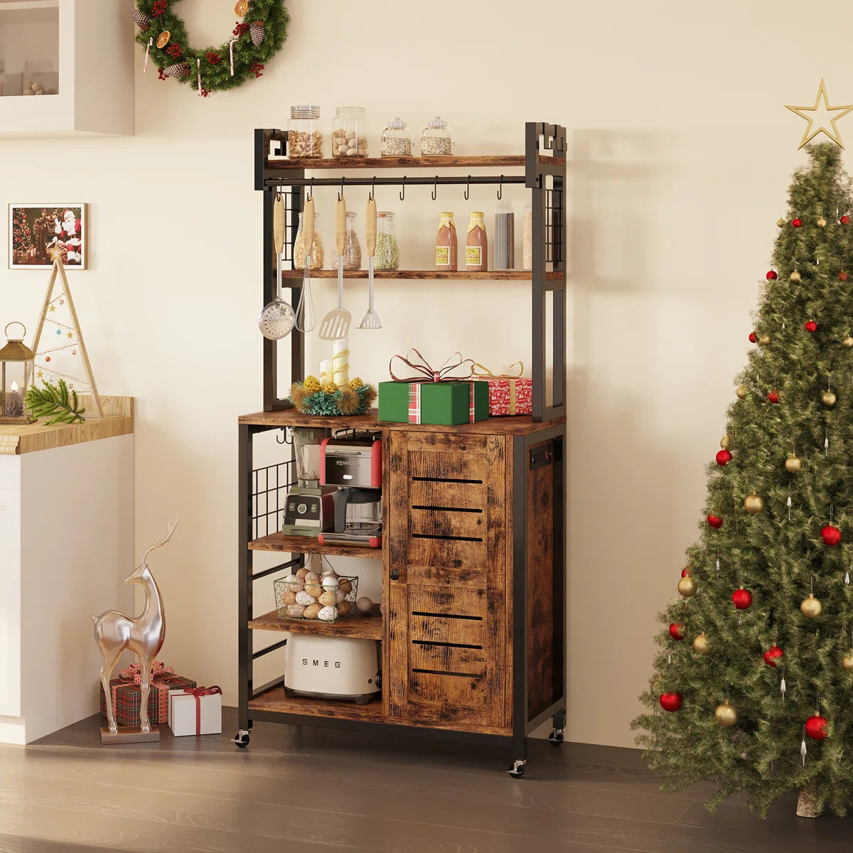 Kitchen Rack: 31.5'' Metal Standard Baker's Rack with Microwave Compatibility, Made of Solid and Manufactured Wood
