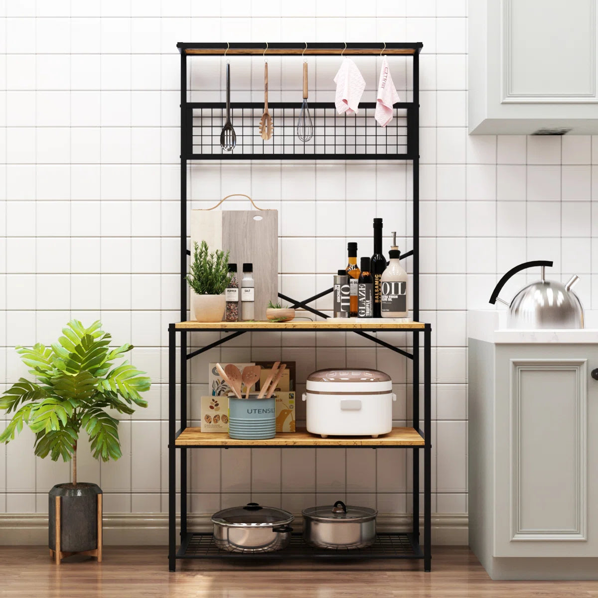 Kitchen Rack: 31.5'' Steel Standard Baker's Rack with Microwave Compatibility
