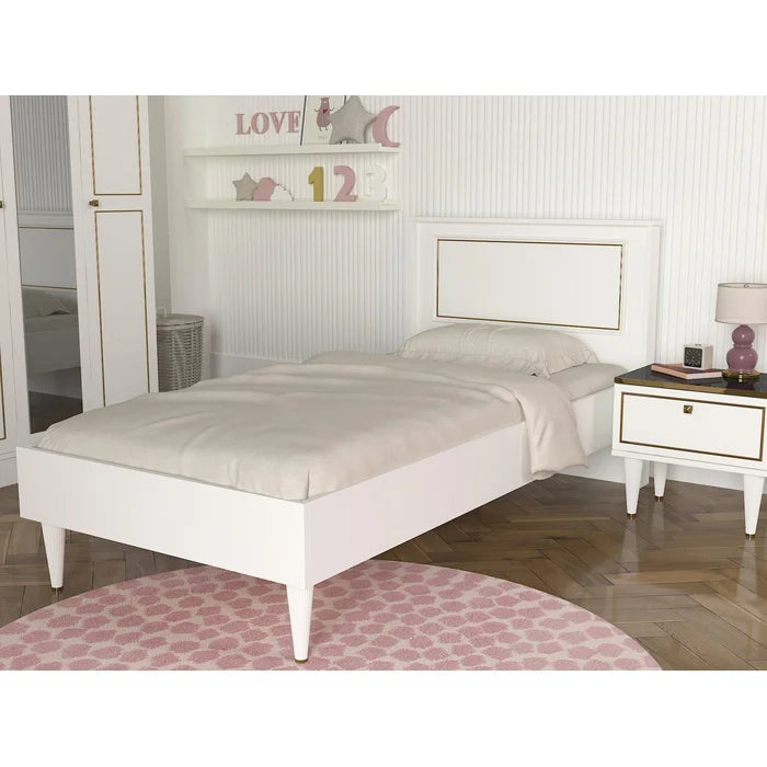 Divan Bed: Bed