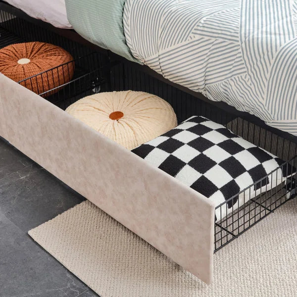 Divan Bed: Buchy Bed