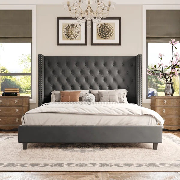 Divan bed: Ieishia Upholstered Bed
