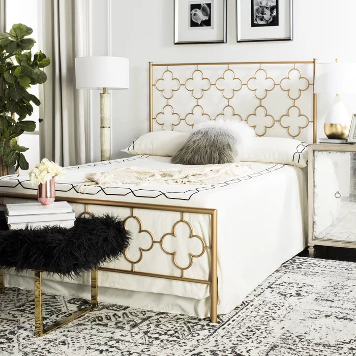 Divan Bed: Luan Metal Bed