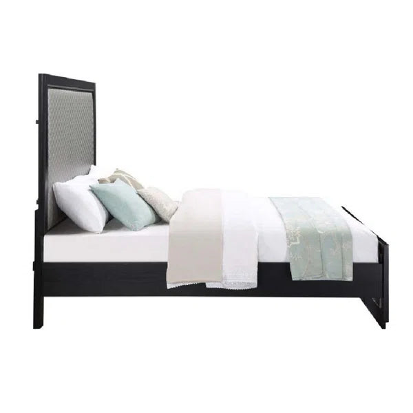 Divan Bed: Upholstered Bed