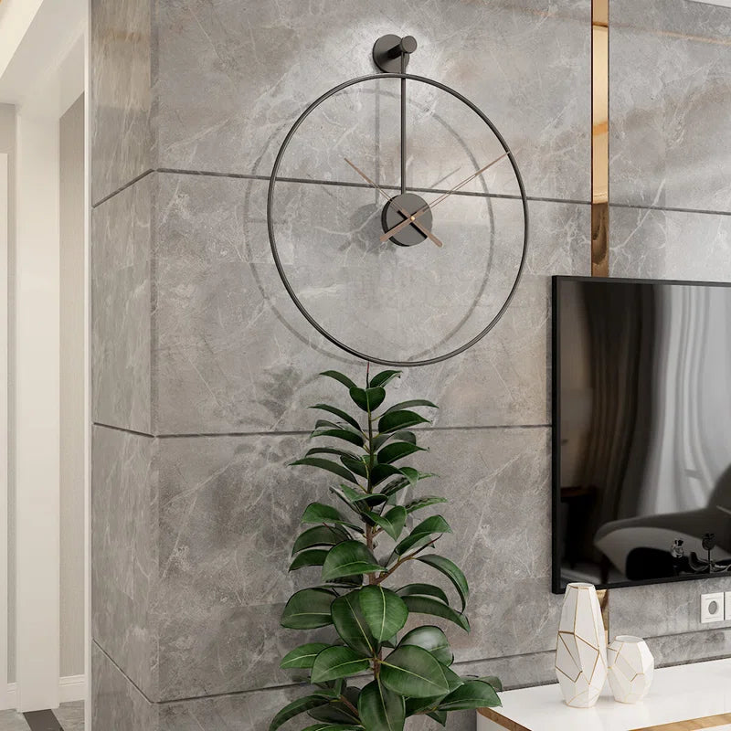 Home Decor: Metal Round Wall Clock