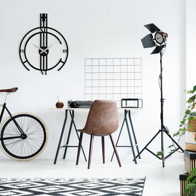 Home Decor: Metal Wall Clock Black