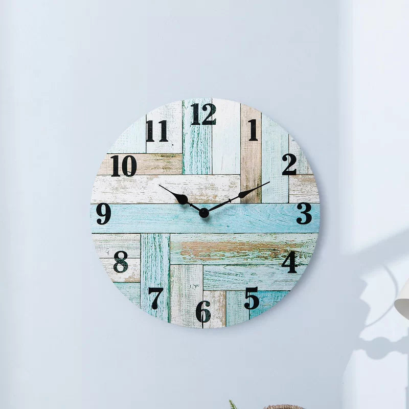 Home Decor: Wooden Wall Clock
