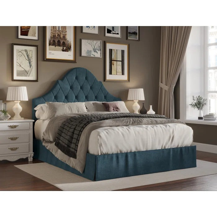 Queen Size Bed: Classic Aesthetic Queen Size Bed
