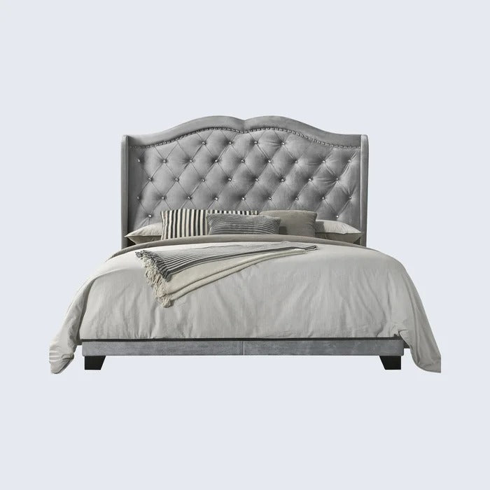 Queen Size Bed: Solid Wooden Beautiful Bed