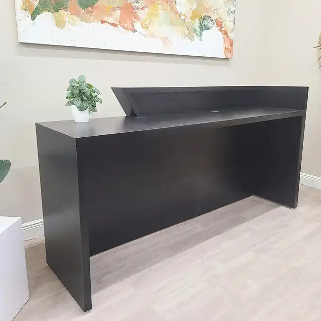 Reception Table: Luxury Office Desk Table