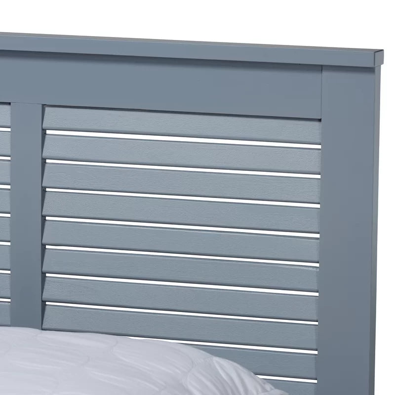 Single Bed: Solid Wooden Bed