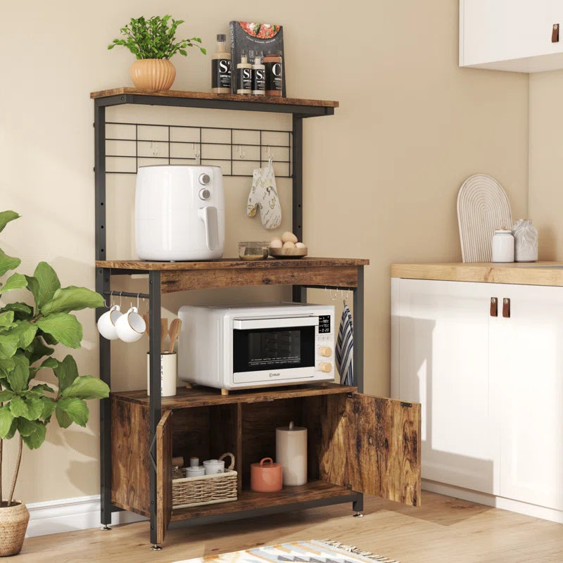 Kitchen Racks: Standard Baker's Rack Made of 31.5" Steel and Compatible with Microwaves
