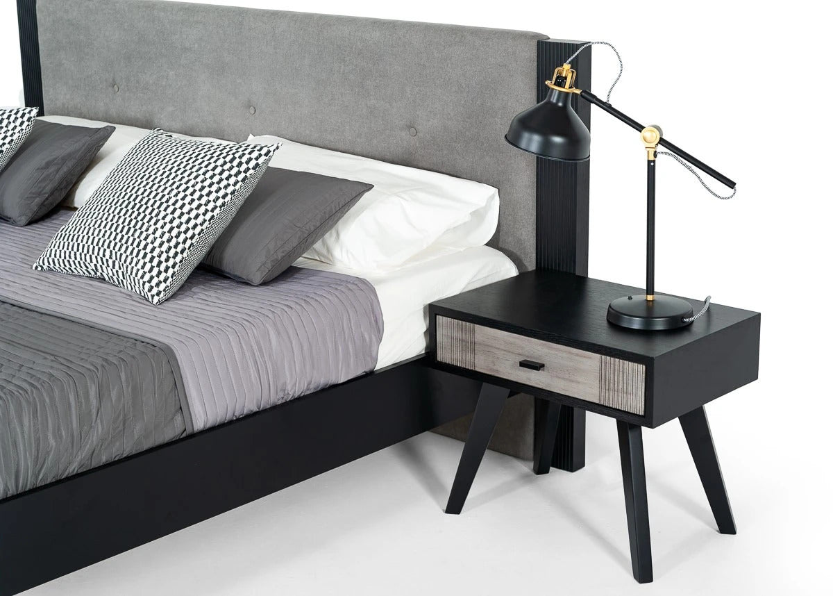 Bedroom Set: Grey & Black Bedroom Set