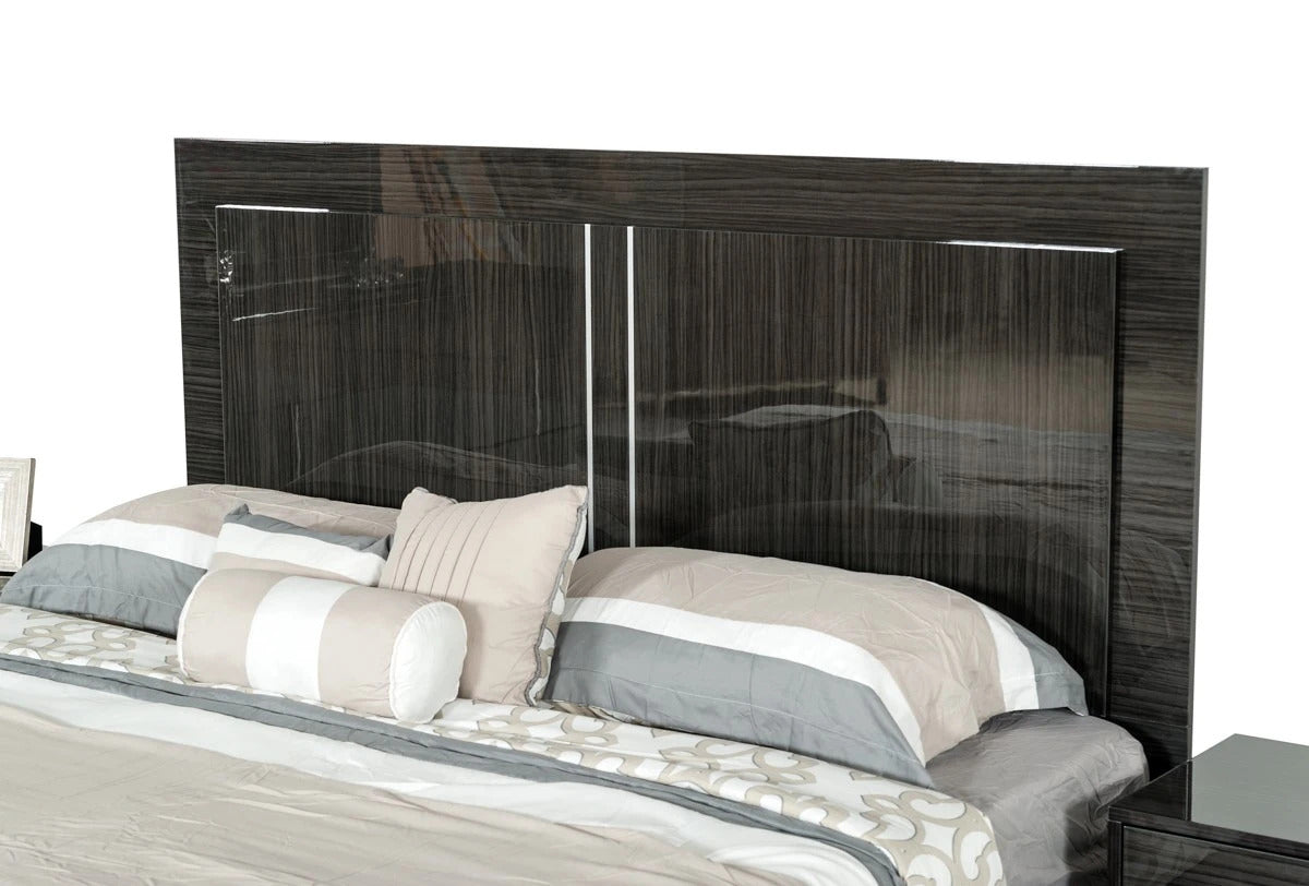Bedroom Set: Grey lacquer Bedroom Set