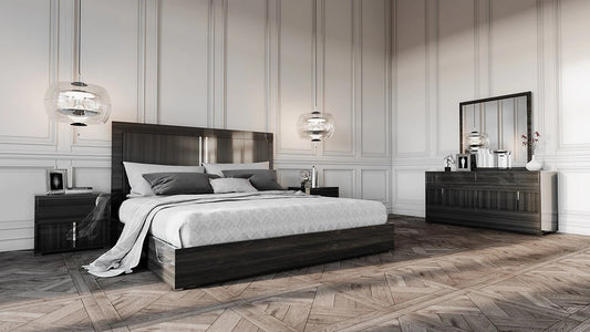 Bedroom Set: Grey lacquer Bedroom Set