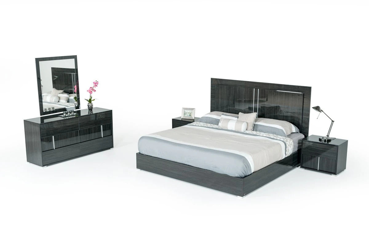 Bedroom Set: Grey lacquer Bedroom Set