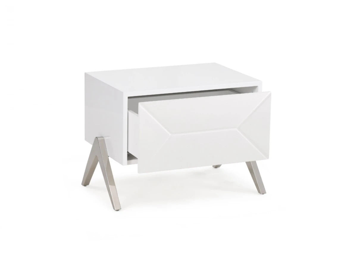 Bedroom Set: Modern White Bedroom Set