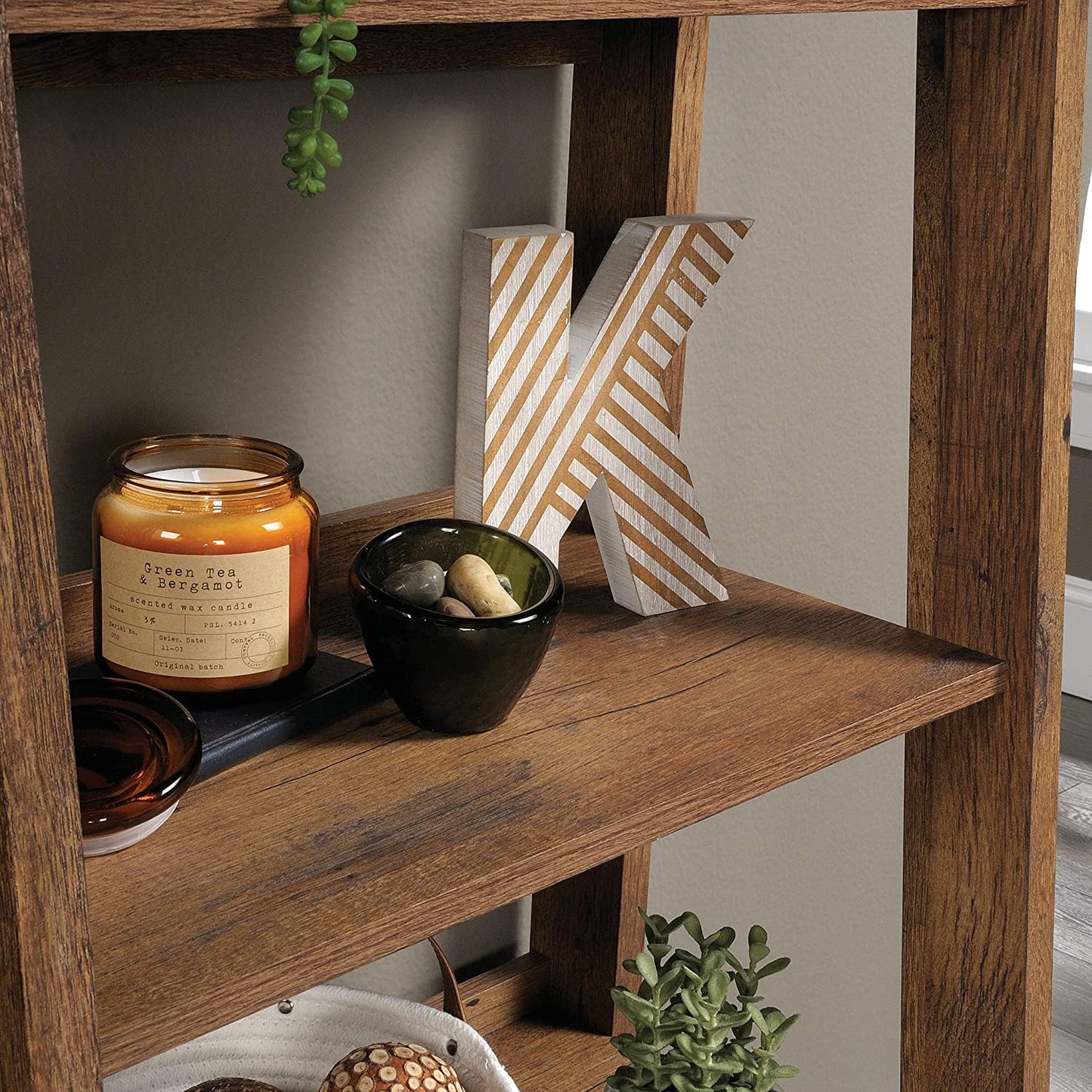 Bookshelf: Ladder Shaped 5-Shelf Bookcase