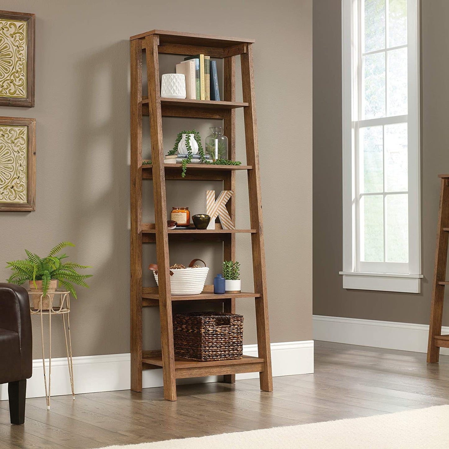 Bookshelf: Ladder Shaped 5-Shelf Bookcase