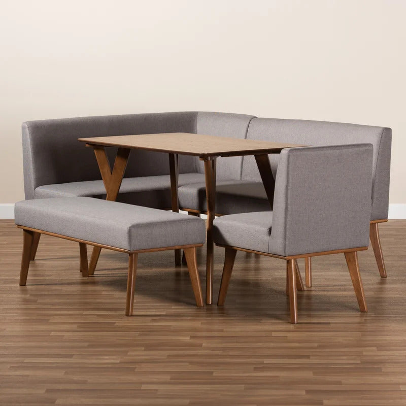 Breakfast Table: 6 Seater Dining Set