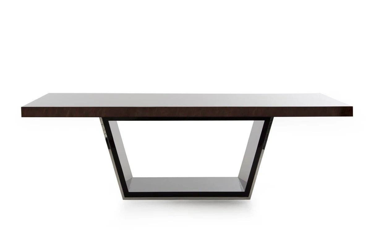 Dining Table: Cris Dining Table