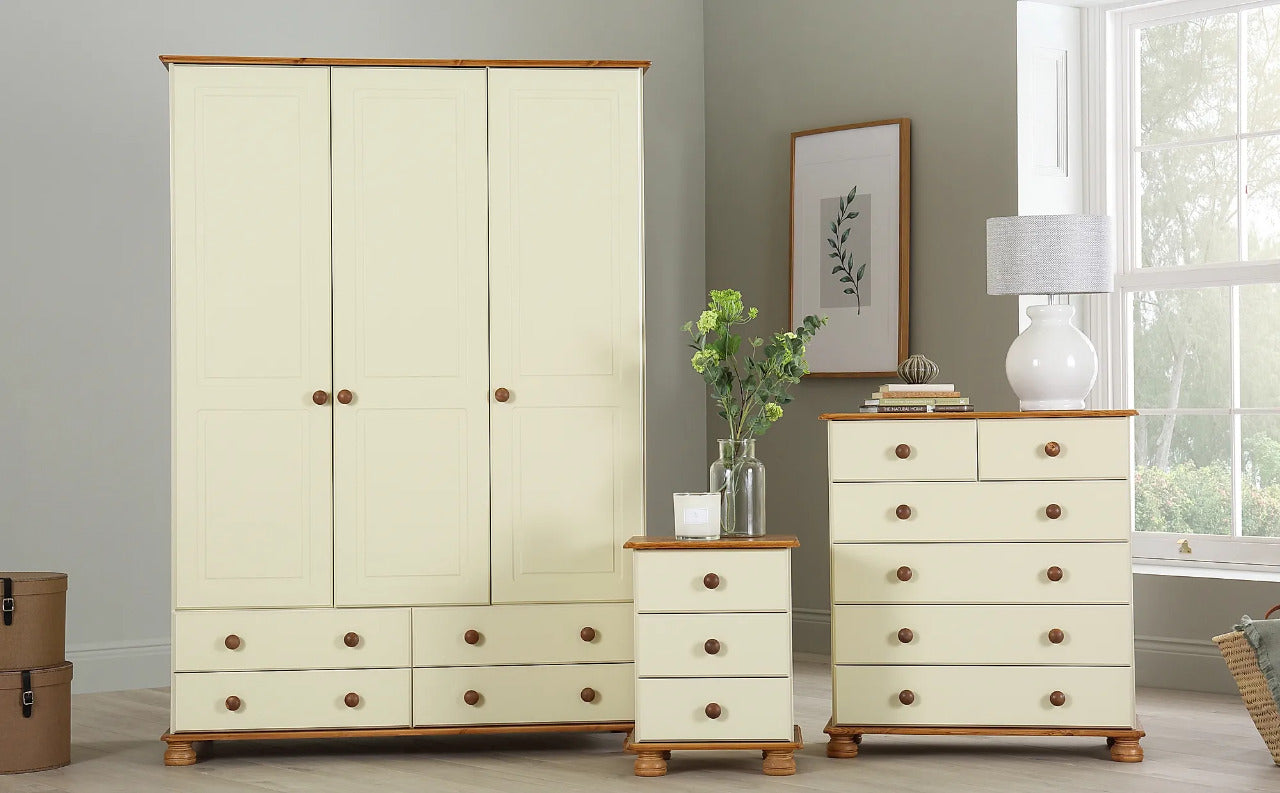 Chest Of Drawers: Cream and Pine 6 Drawer Chest of Drawers