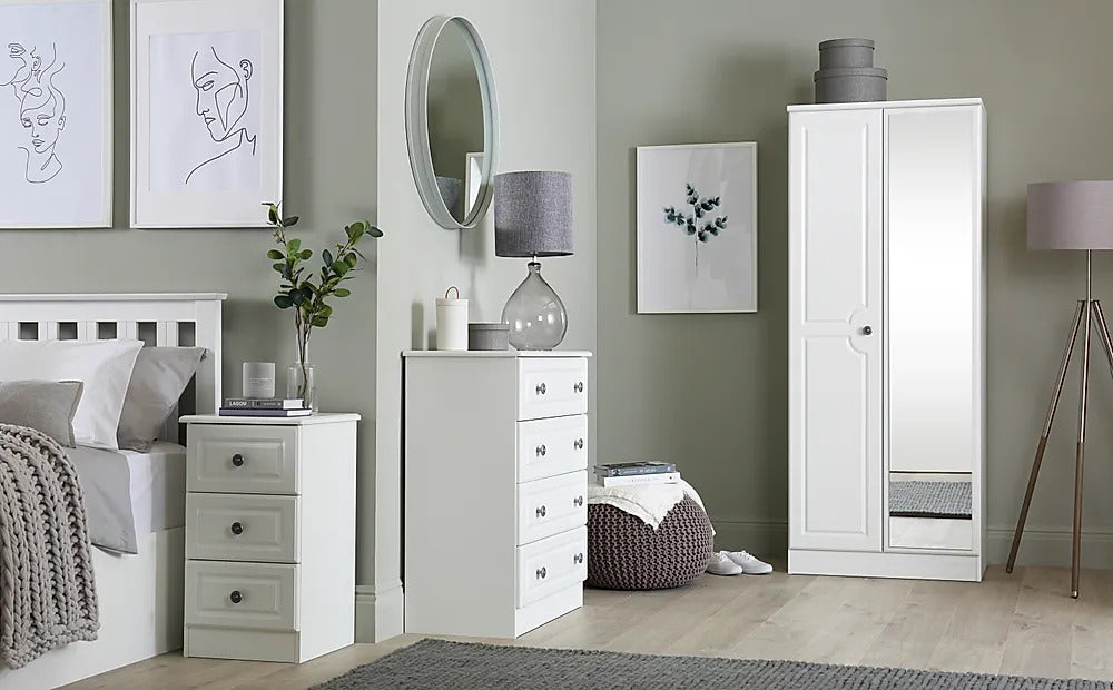 Chest Of Drawers: White 4 Drawer Chest Of Drawers