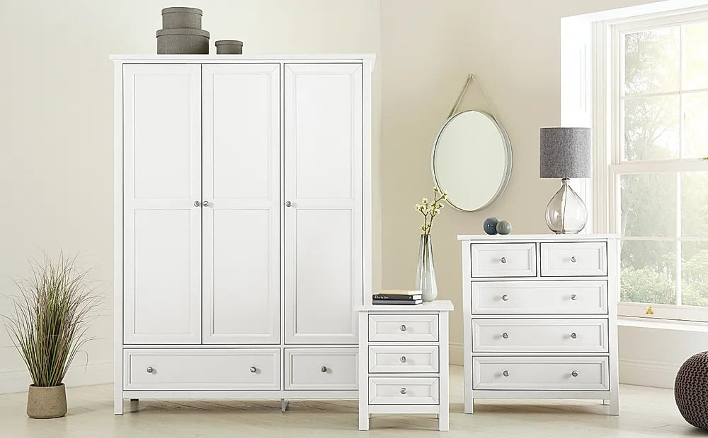 Chest Of Drawers: White 5 Drawer Chest of Drawers