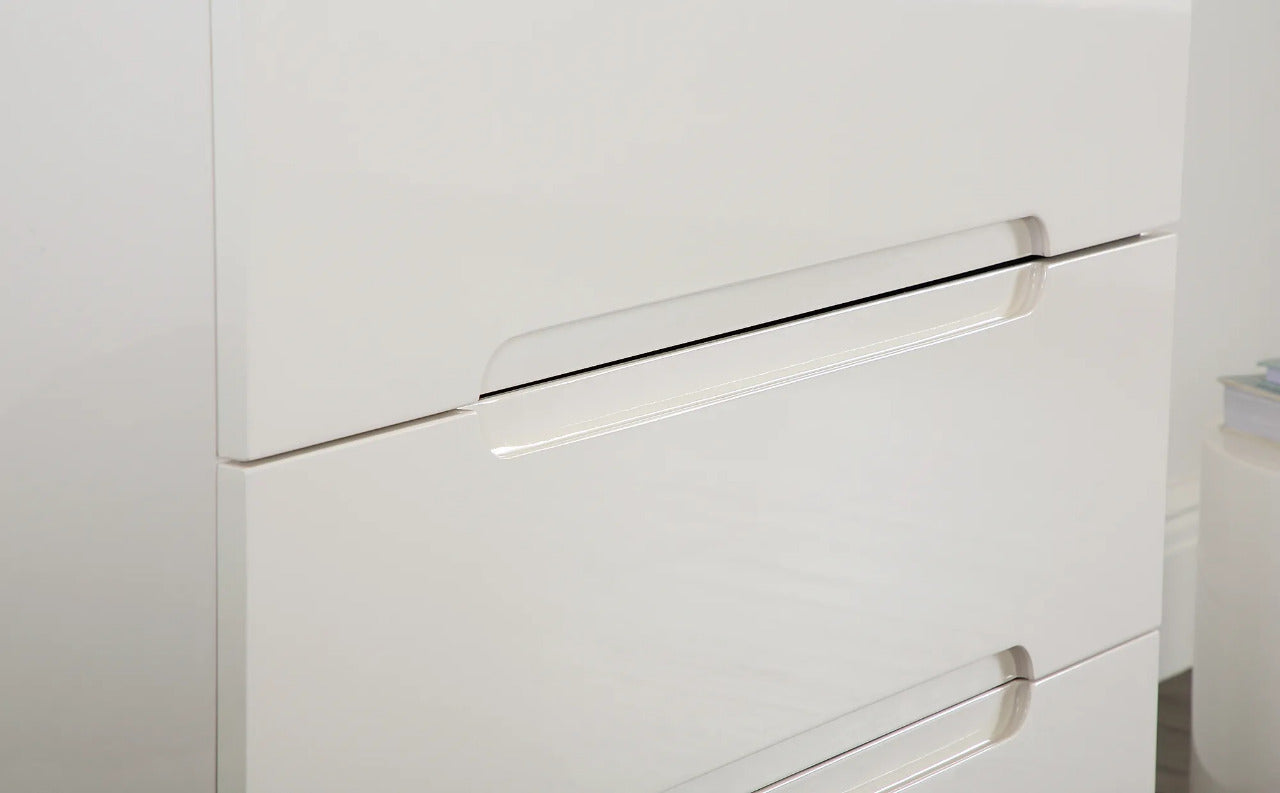 Chest of Drawers : 3 White Drawer Chest of Drawer