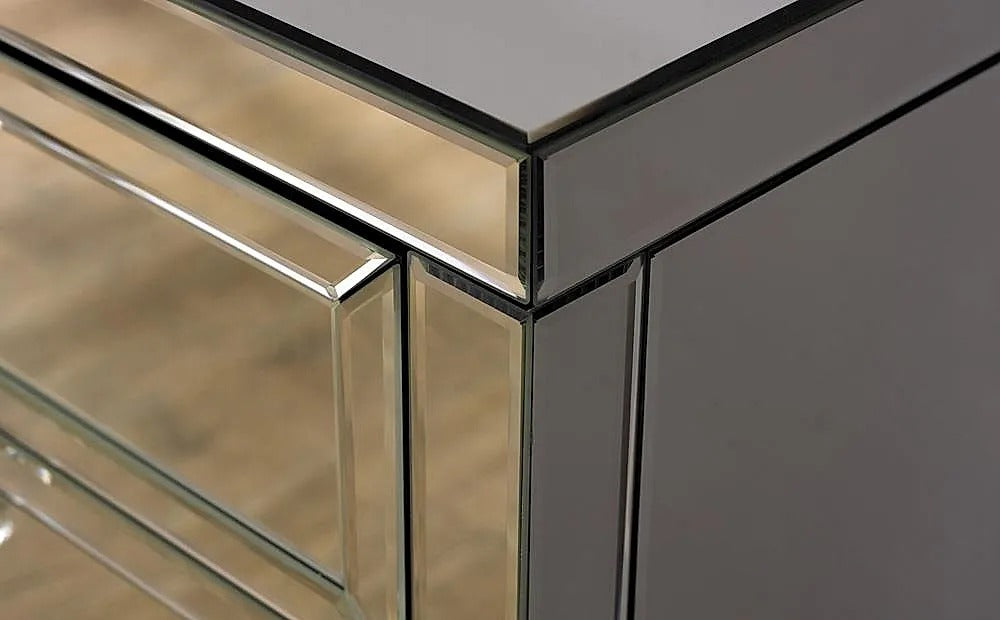 Chest of Drawers: Mirrored 6 Drawer Chest of Drawers