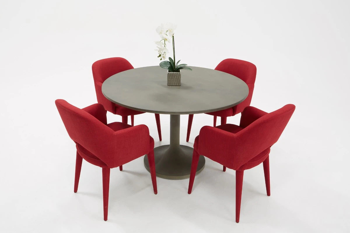 Premium Dining Table: BOB Round Dining Table