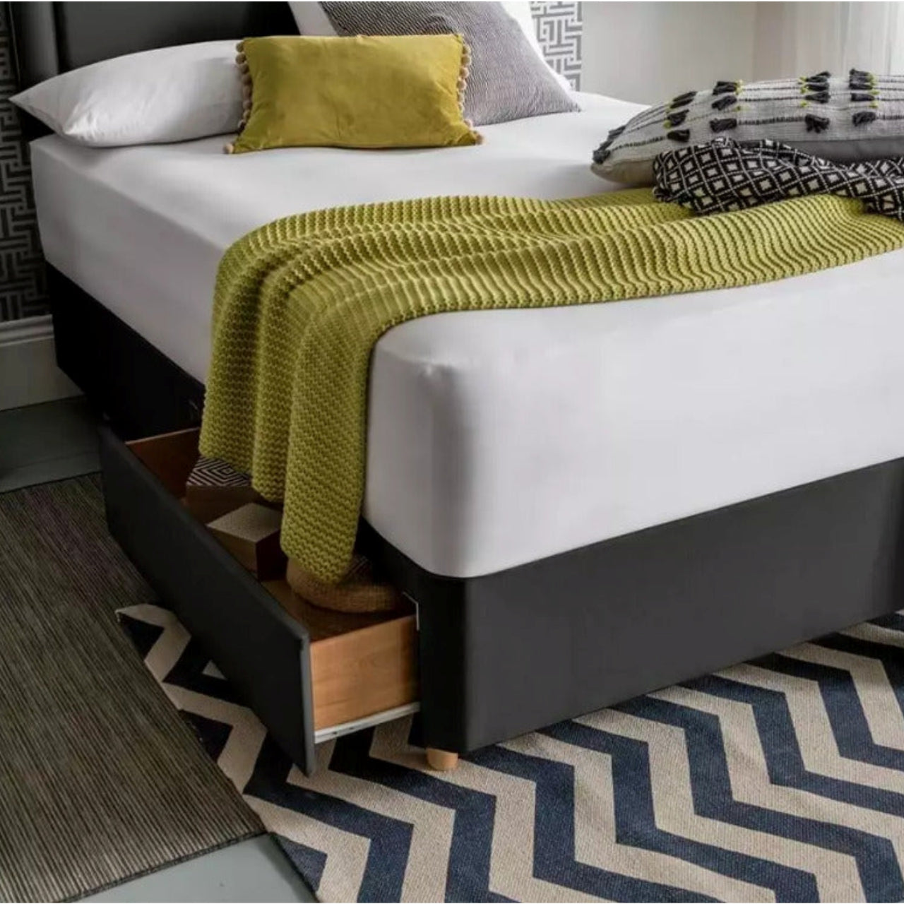 Double Bed: 2 Drawer Double Divan Bed With Storage Drawers