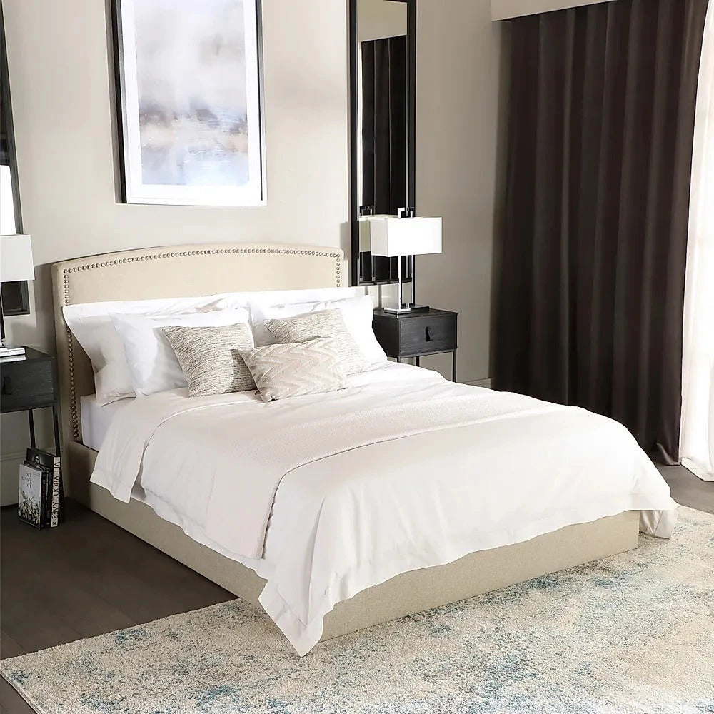 Double Bed: Modern Style Double Bed