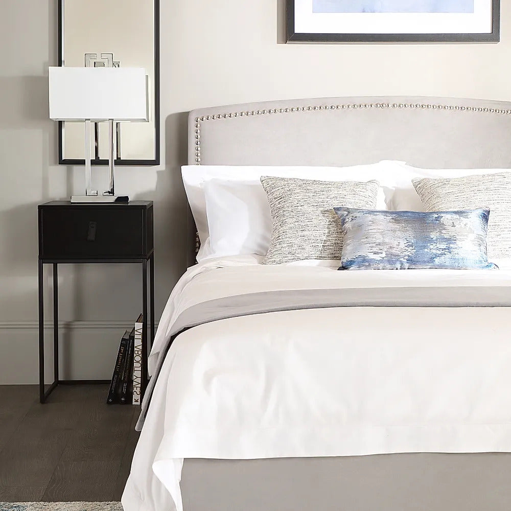 Double Bed: Modern Style Double Bed