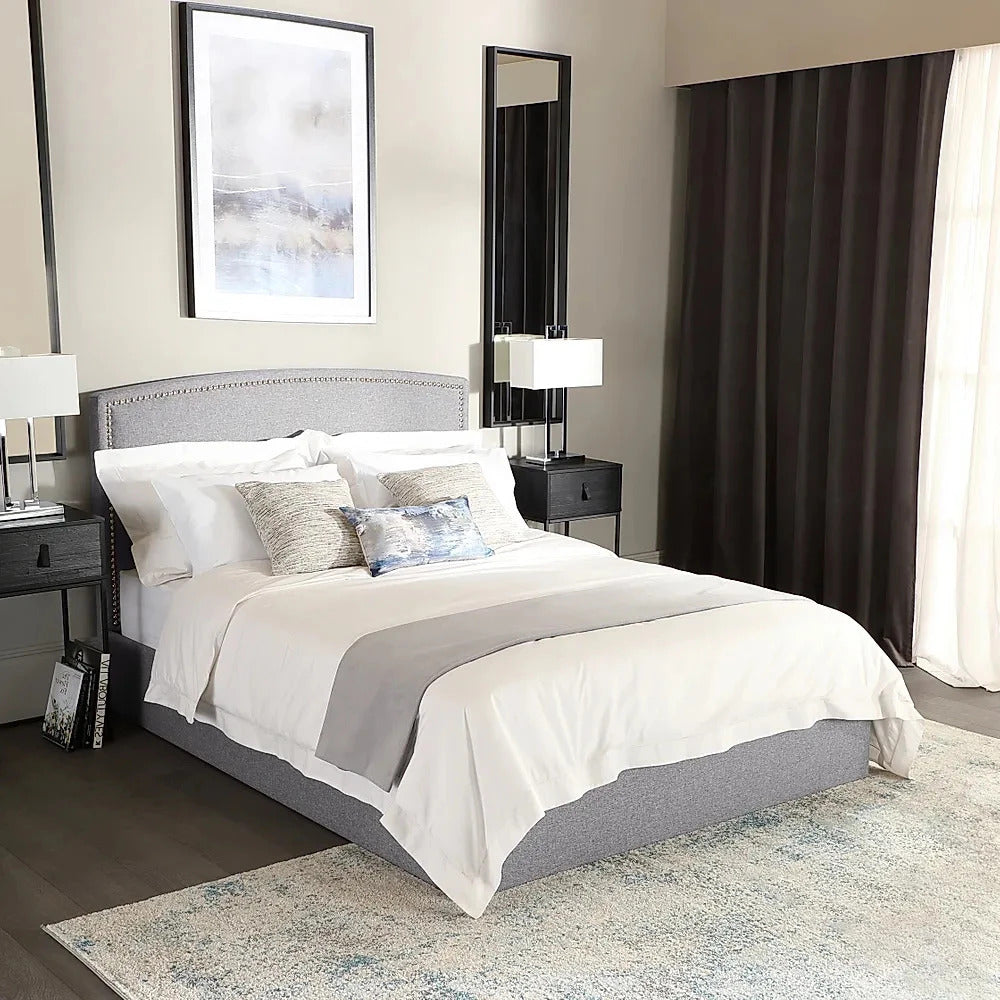 Double Bed: Modern Style Double Bed