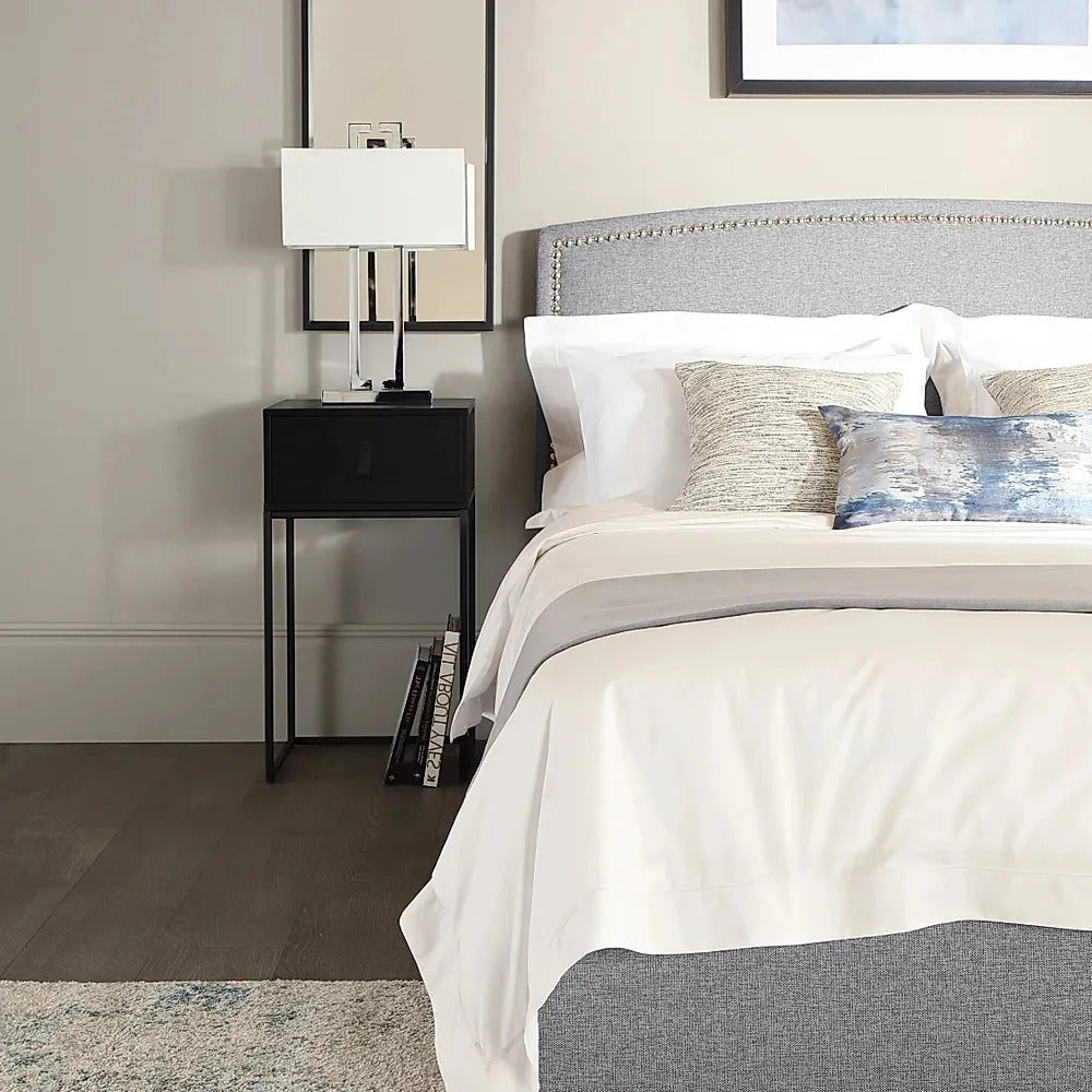 Double Bed: Modern Style Double Bed
