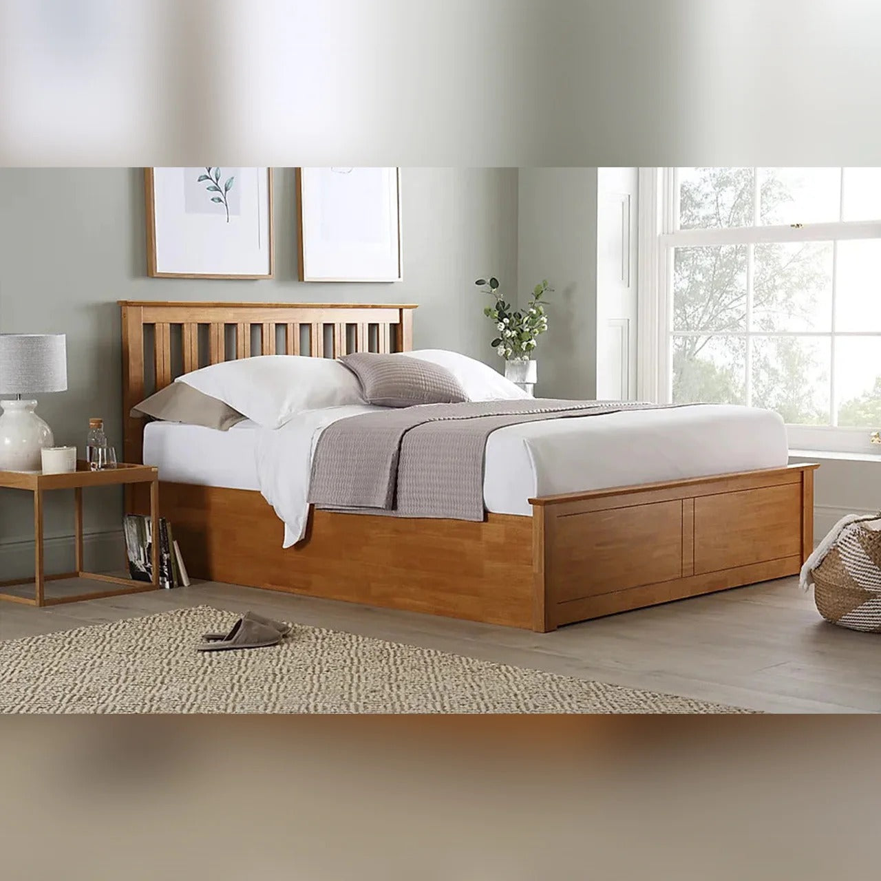 Double Bed: White Wooden Hydraulic Bed