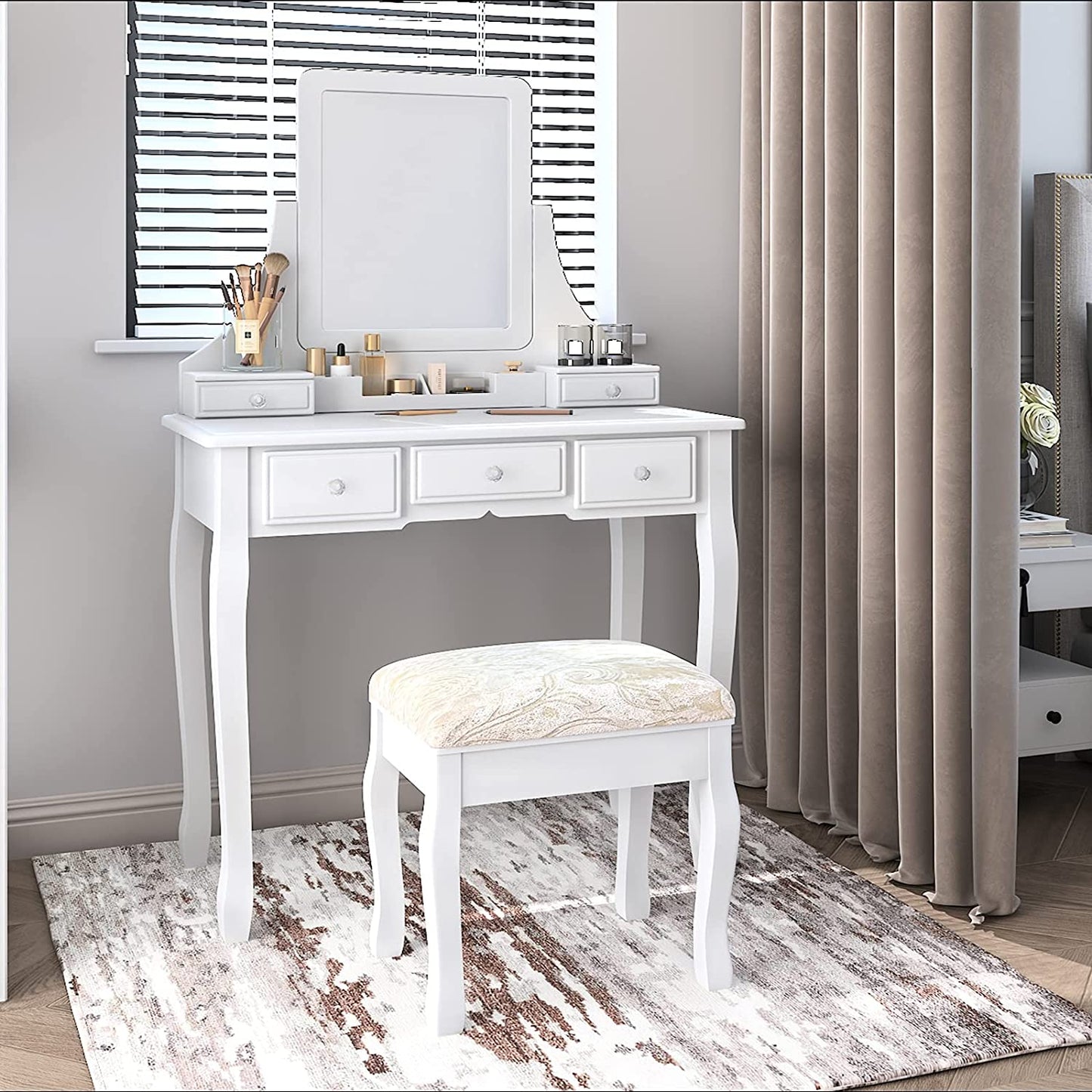 Dressing Table: White Dressing Table with 5 Storage Drawers and Mirror