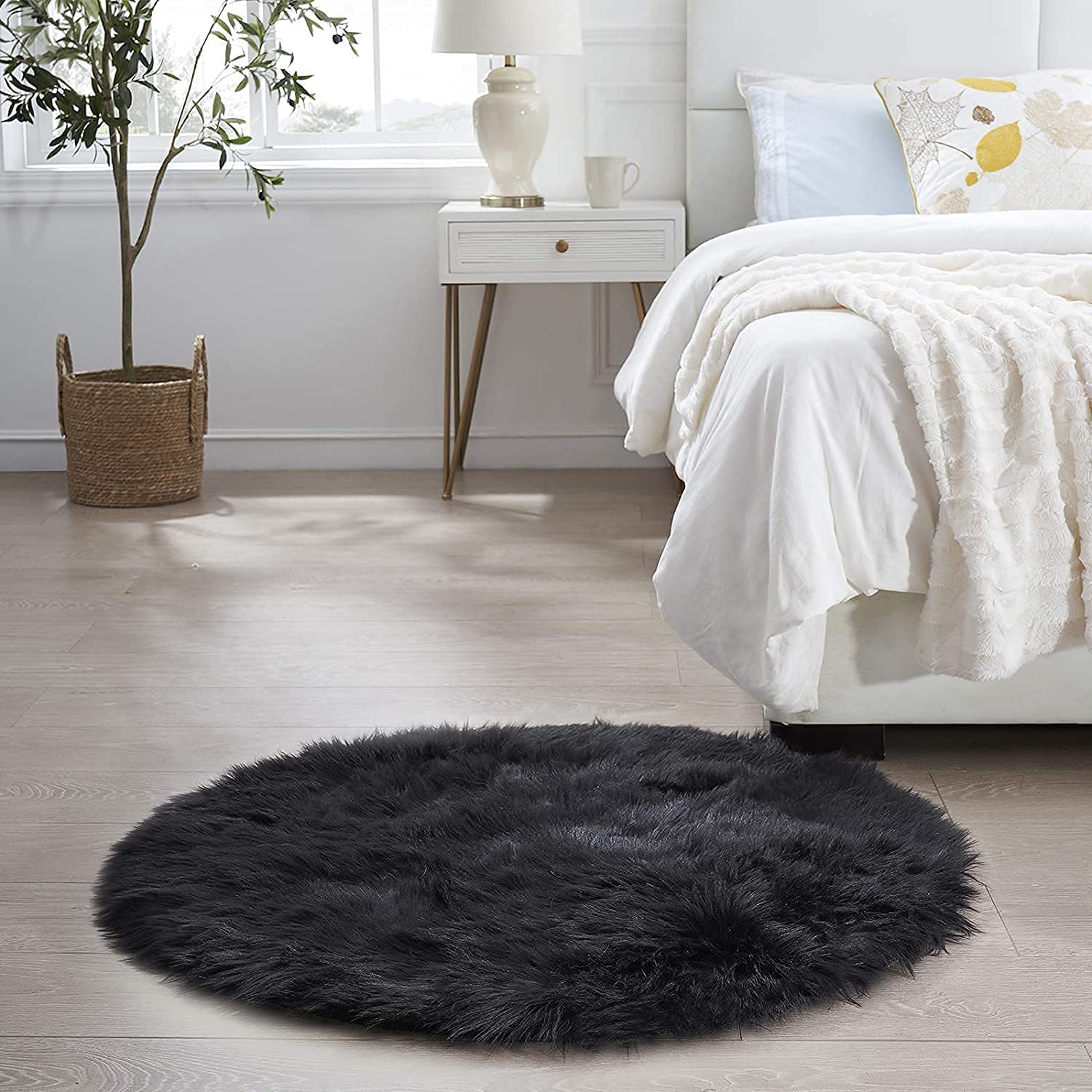 Floor Mats: Circular Carpet for Bedroom Soft Circle Kids Play Mat (30x30, Black)