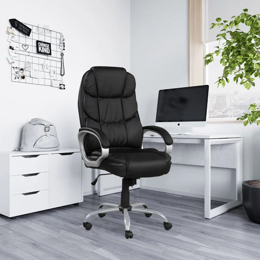 Gaming Chair: Classic Black Gaming Chair