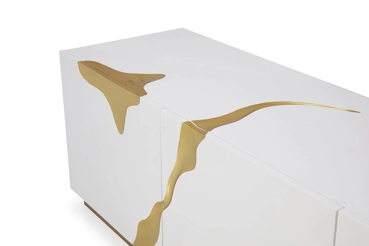 TV Stand: ILA Modern TV Stand