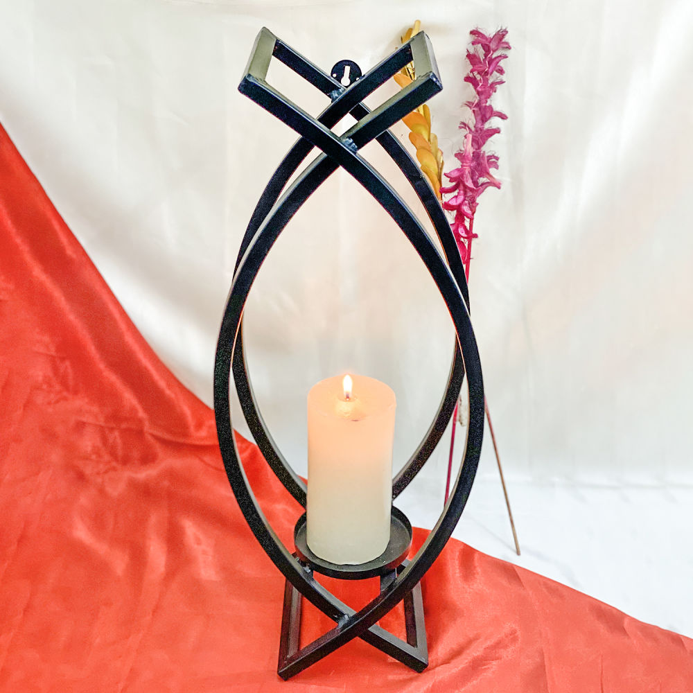 Home Decor : Hanging Candle Holder