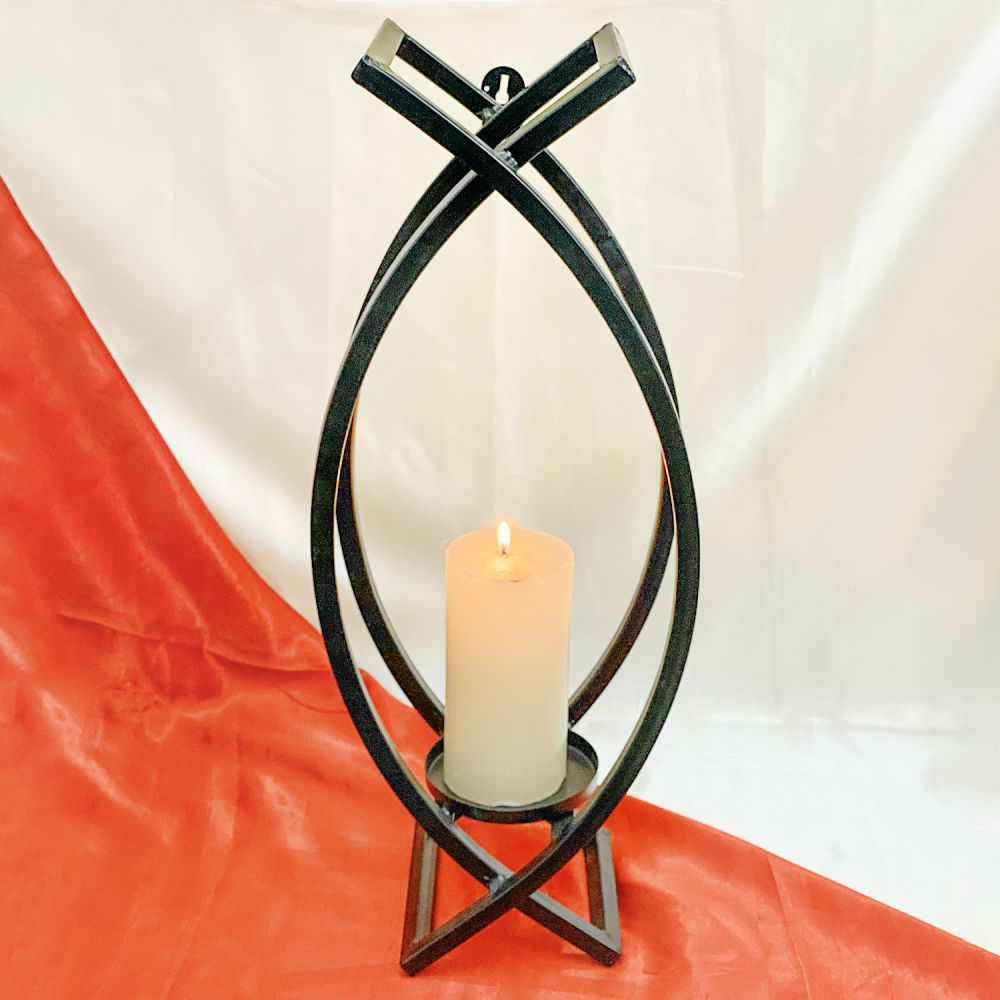 Home Decor : Hanging Candle Holder
