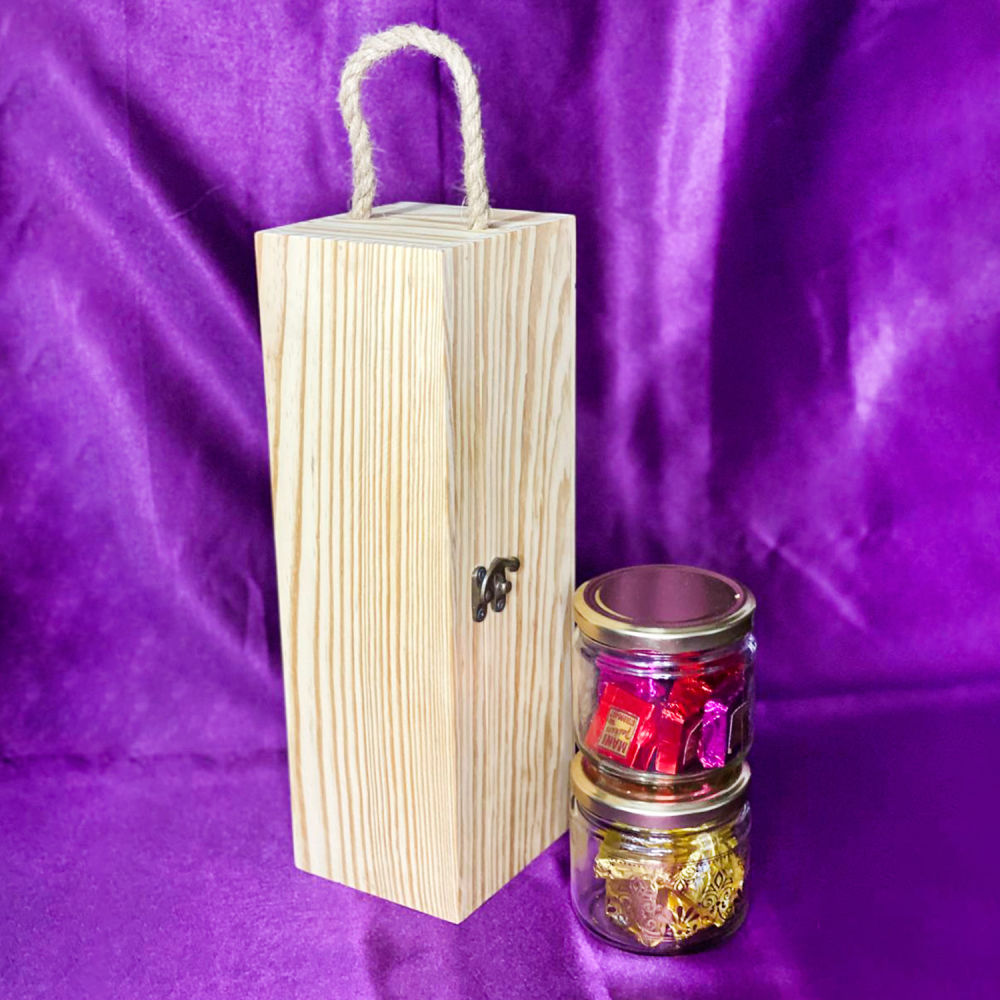 Home Decor : Rustic Wooden Bottle Holder