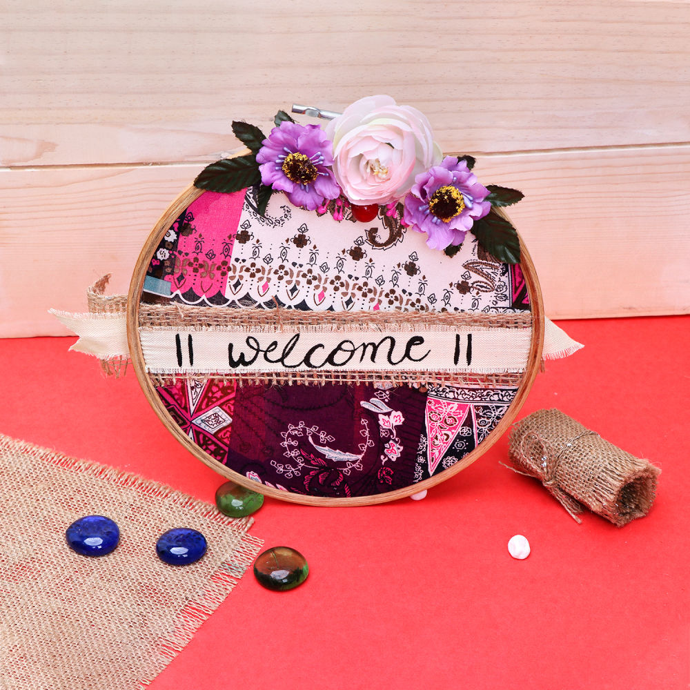 Home Decor : Special Welcome With Floral Touch