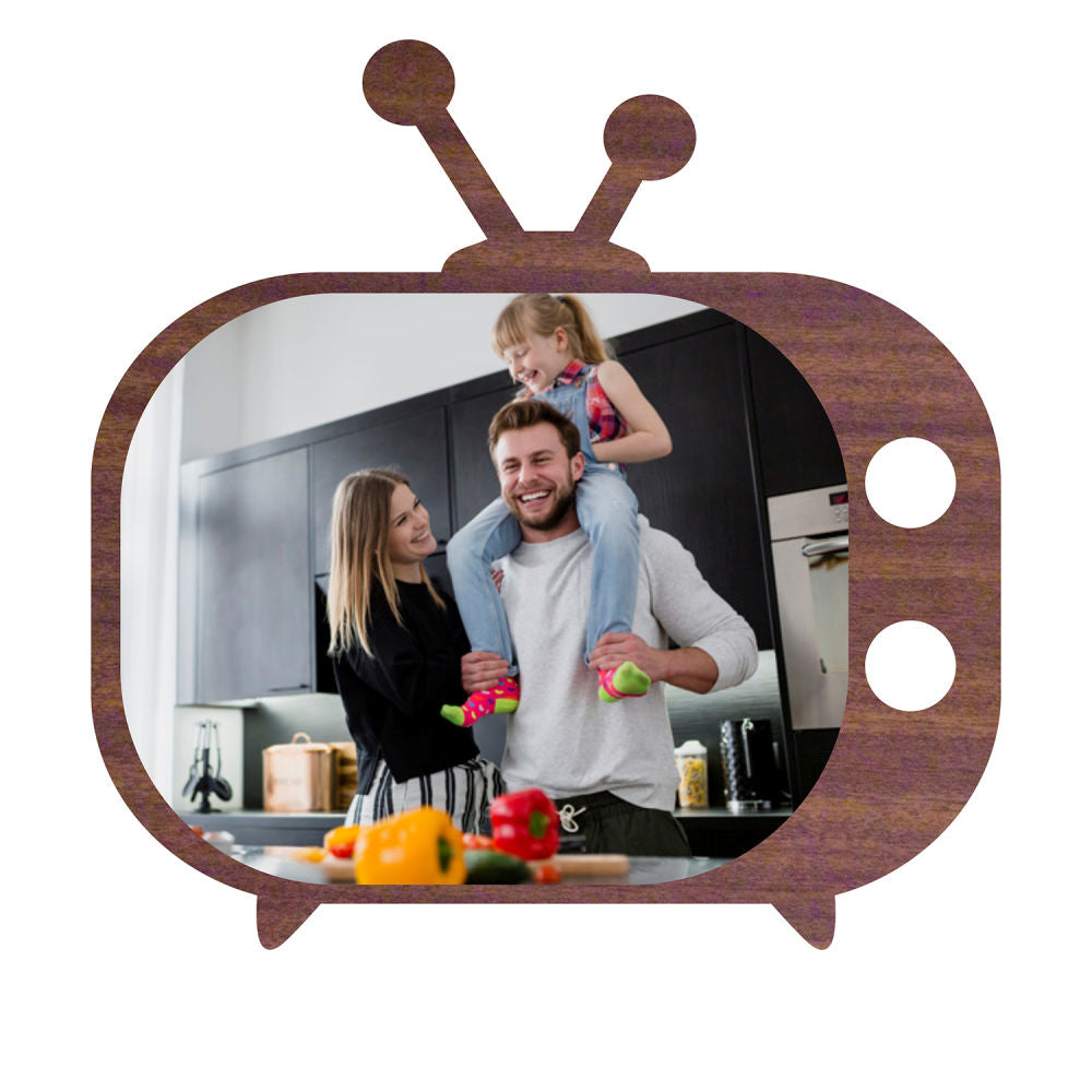 Home Decor : TV Shaped Photo Frame
