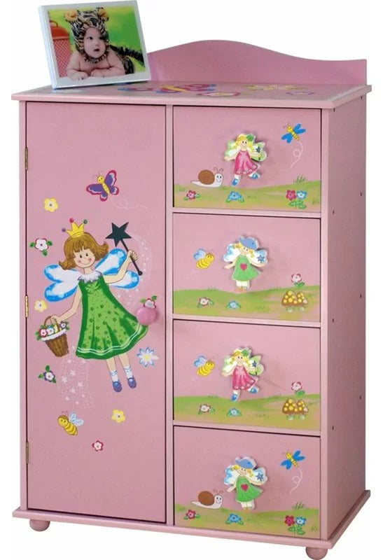 Kids Wardrobes: Beautiful Pink Wardrobe