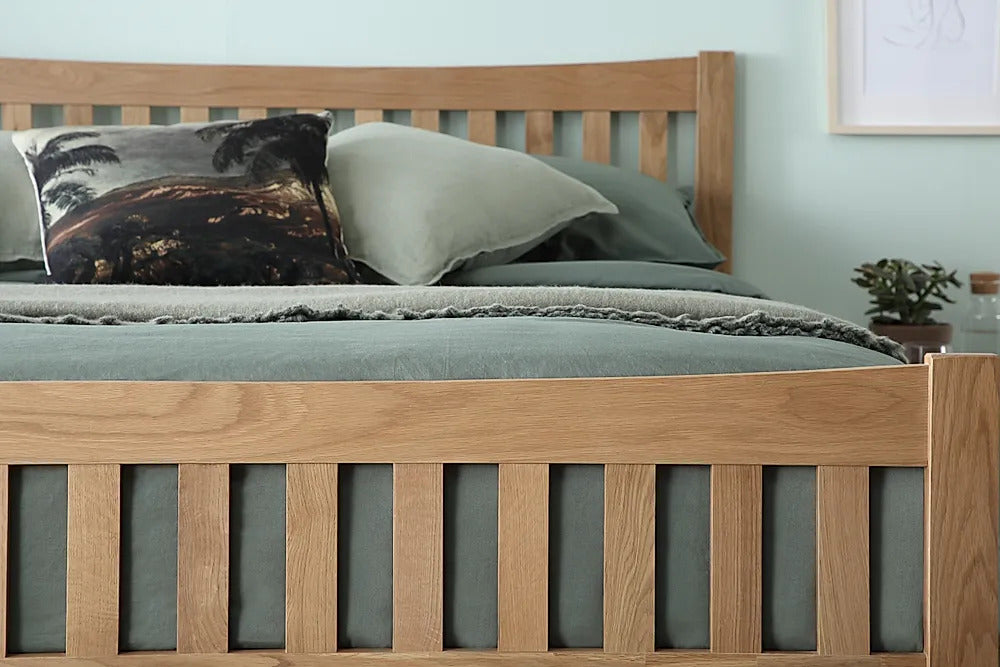 King Size Bed: Solid Oak Wooden King Size Double Bed