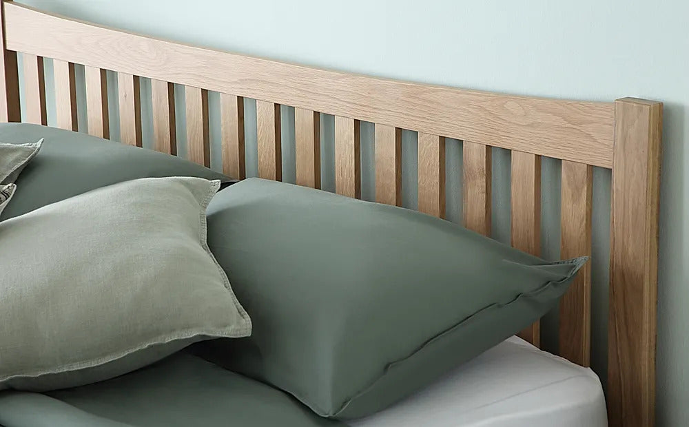 King Size Bed: Solid Oak Wooden King Size Double Bed