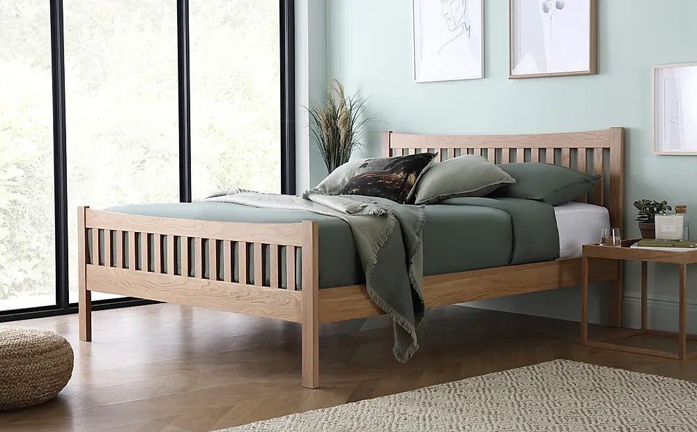 King Size Bed: Solid Oak Wooden King Size Double Bed